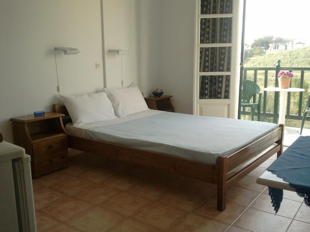 Dionisis Studios Βάρος Δωμάτιο φωτογραφία